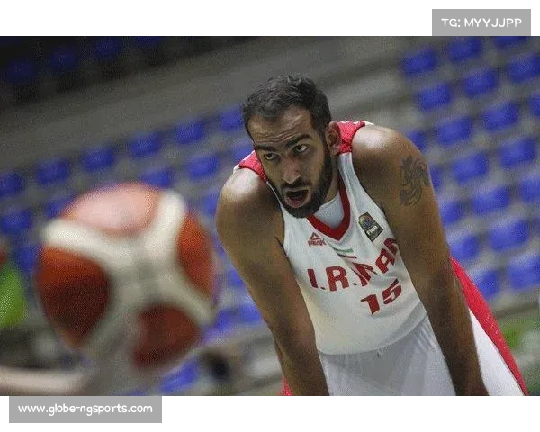 伊朗男篮传奇中锋哈达迪退役 20号球衣永封铭刻辉煌历史 伊朗男篮传奇中锋哈达迪退役 20号球衣永封铭刻辉煌历史